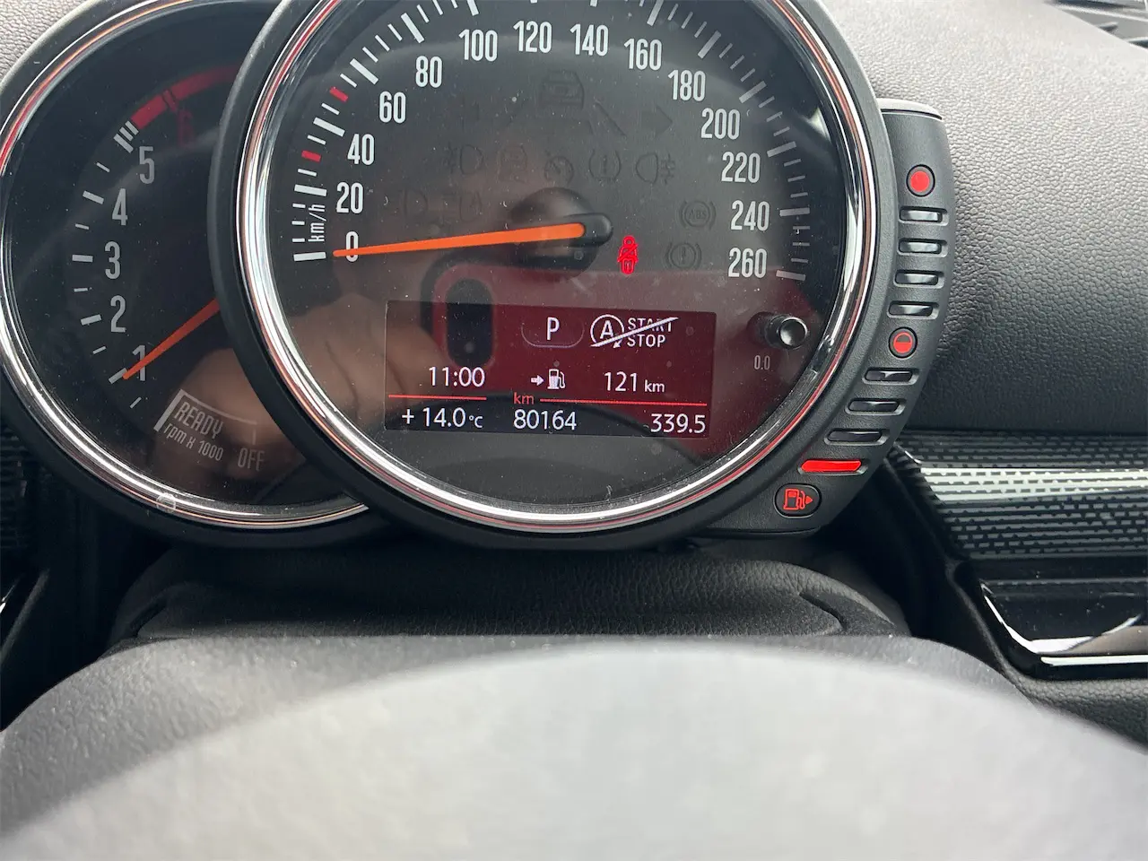 MINIミニクーパーDクラブマンメーター