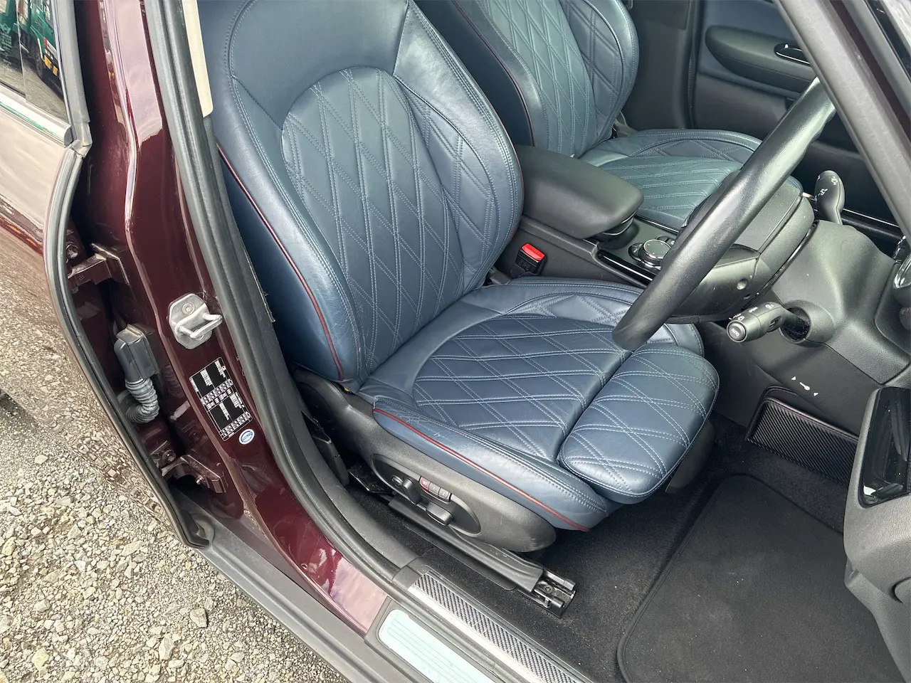 MINIミニクーパーDクラブマンシート